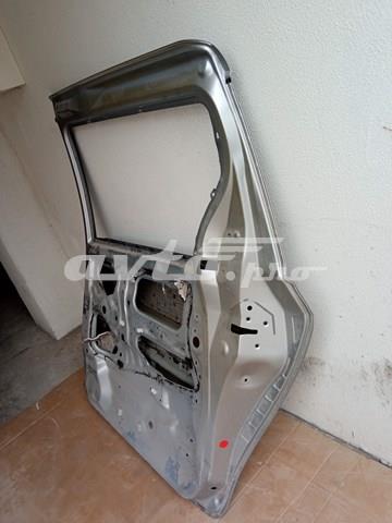 Двері задні, праві 6700308130 Toyota