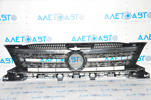 Облицювання радіатора FPS FP7428990 ціна, від 86.12 USD