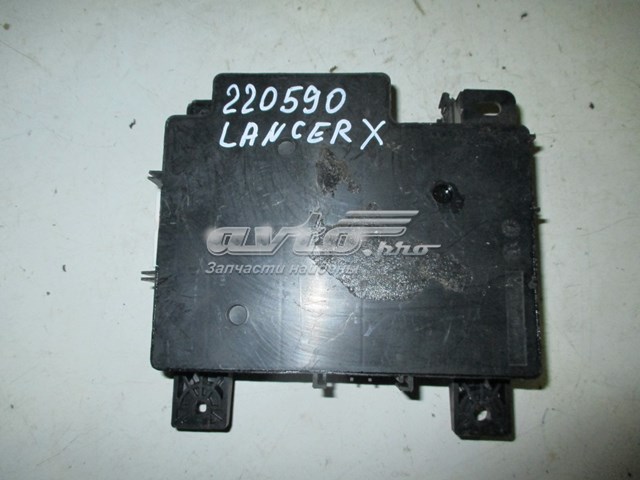 8637A466 Mitsubishi Блок запобіжників задній, салонний