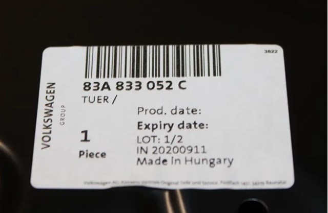 Двері задні в зборі на Audi Q3  F3B