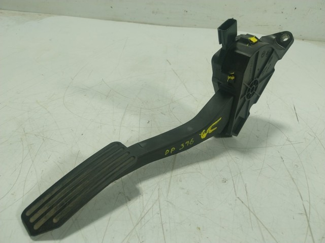 Купити LR061002 Land Rover Педаль газу