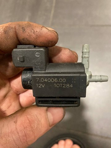 70400600 Ford Зовнішній наконечник рульової тяги