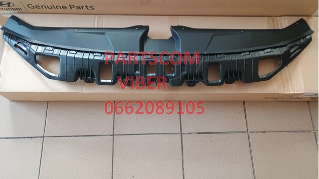 Молдинг решітки радіатора, верхній Hyundai/Kia 86391AA000