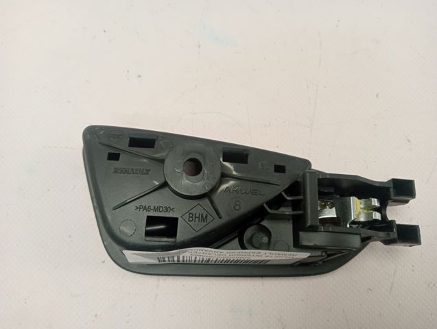 806714209R Renault (RVI) Ручка дверей лівих, внутрішня, перед/зад