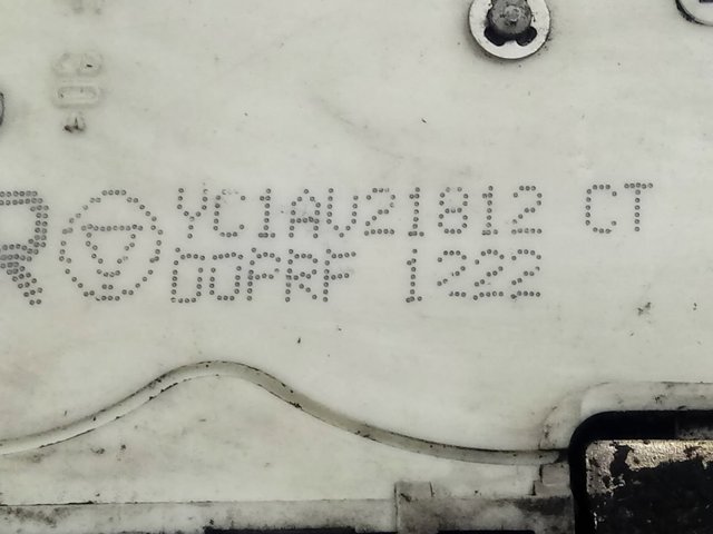  YC1AV21812CT Ford