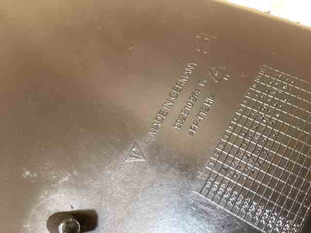 992810908E Porsche 