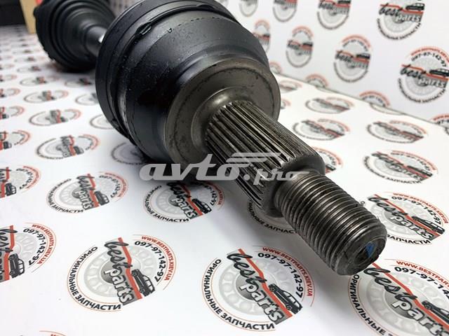 Піввісь передня ліва Land Rover LR125163