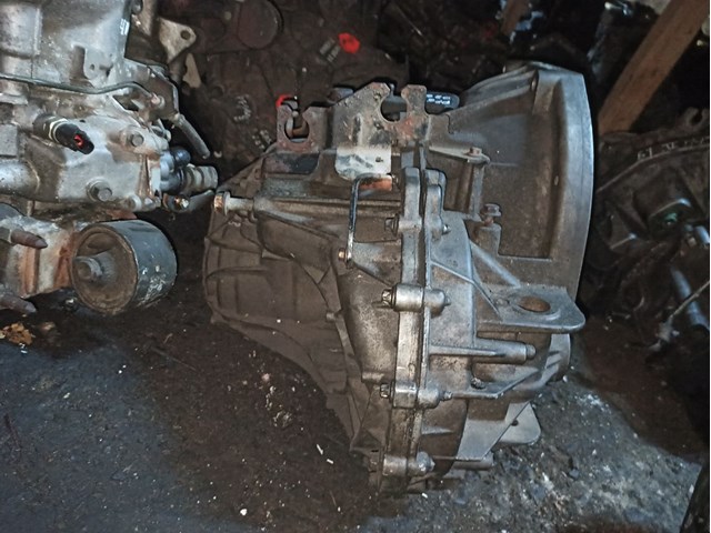 МКП в зборі Renault (RVI) 7701477364 ціна, від 629.40 USD