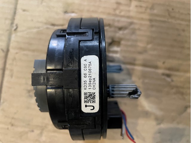 Кільце подушки безпеки Mazda KD3566CS0A