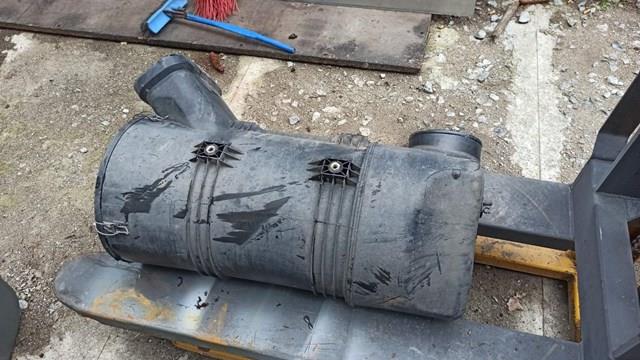 Коробка фільтра на MAN TGA  