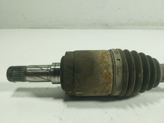 Купити LR024763 Land Rover Піввісь задня