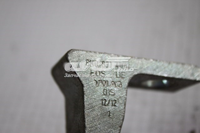  VAG 8K0831401 ціна, від 11.40 USD