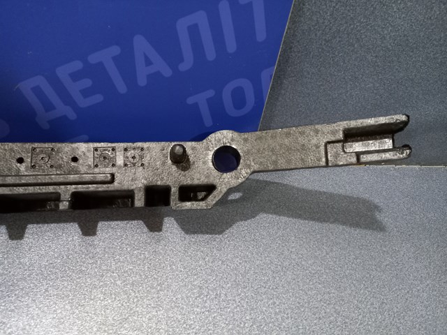 PSB04082EA Signeda Наповнювач бампера переднього