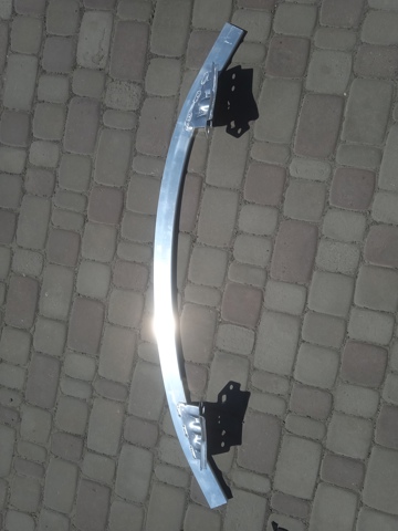 Шина бампера переднього Signeda PTS44001A ціна, від 52.20 USD
