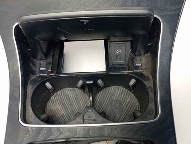 Купити A2056806811 Mercedes 