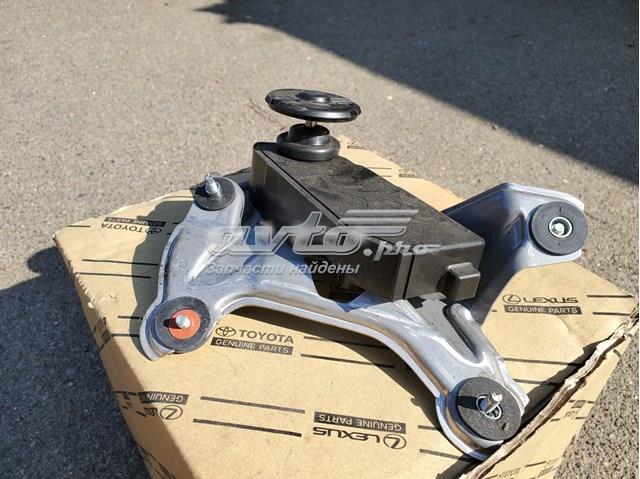 8513048041 Toyota Моторчик заднього двірника