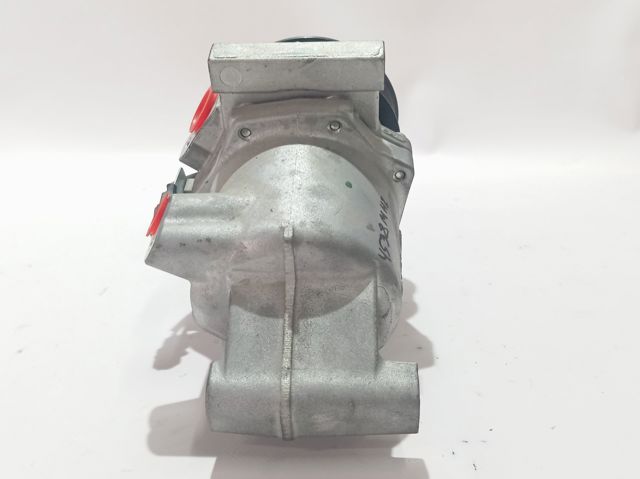 Компресор кондиціонера 926008469R Renault (RVI)