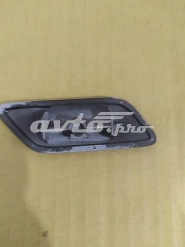 8535433010 Toyota Накладка форсунки омивача фари передньої