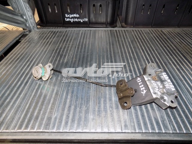 Замок кришки багажника Hyundai/Kia 812202H000