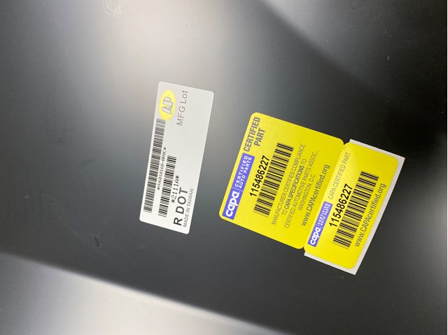 Ліве переднє крило Signeda PVV10029AR ціна, від 79.51 USD