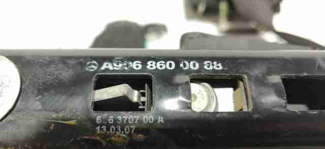 Ремінь безпеки передній правий Mercedes A9068600485