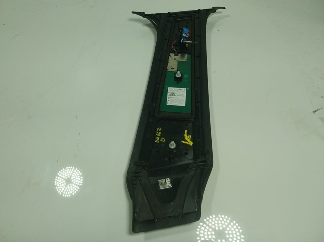 151625800E Tesla Обшивка стійки кузова внутрішня, середня права