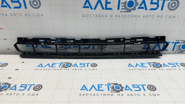 PAD99069GA Signeda Решітка переднього бампера, центральна