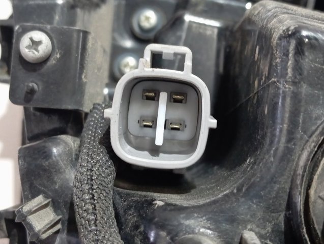  81560F4031 Toyota