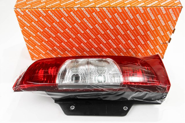 Задні ліхтарі Autotechteile 5030175 ціна, від 38.48 USD
