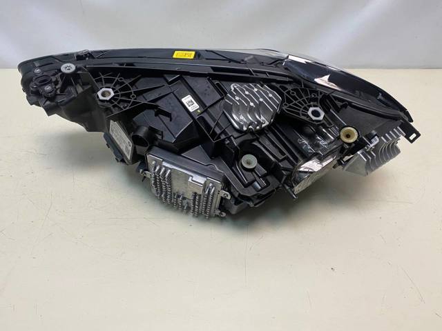  BMW 63118084894