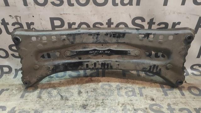 Підрамник задній Toyota 5120606091