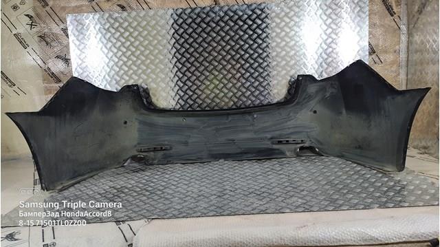 Купити 71501TL0ZZ00 Honda Задній бампер