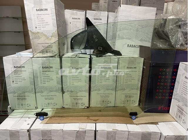 6810260600 Toyota Скло водійських дверей