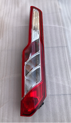 Купити BK2113404AJ Ford Задня права фара