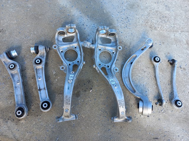  VAG 8W0407696B ціна, від 88.67 USD