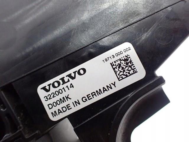 Монтажний блок Volvo 32200114