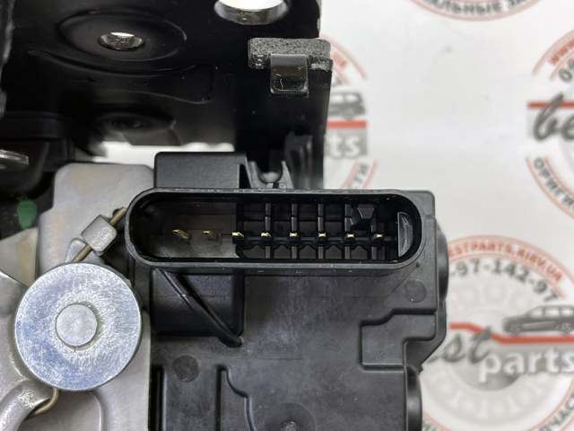 Купити LR078752 Land Rover Замок задньої двері, лівої