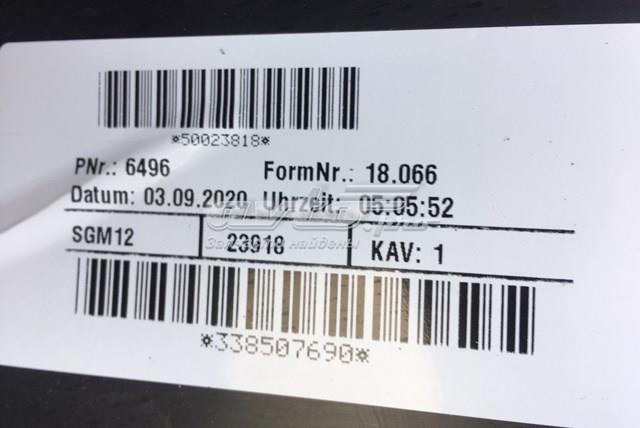 Купити 5NA807521B9B9 VAG Нижня накладка на передній бампер