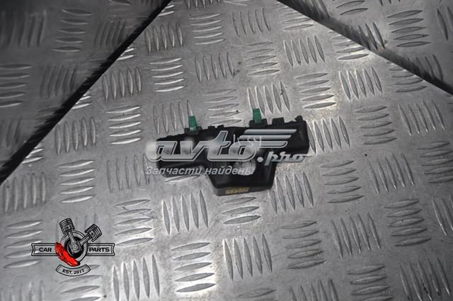 Кронштейн бампера переднього, зовнішній лівий 86513C6000 Hyundai/Kia