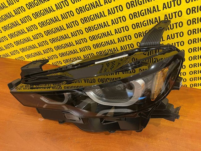 Фара Mazda VA4051040B