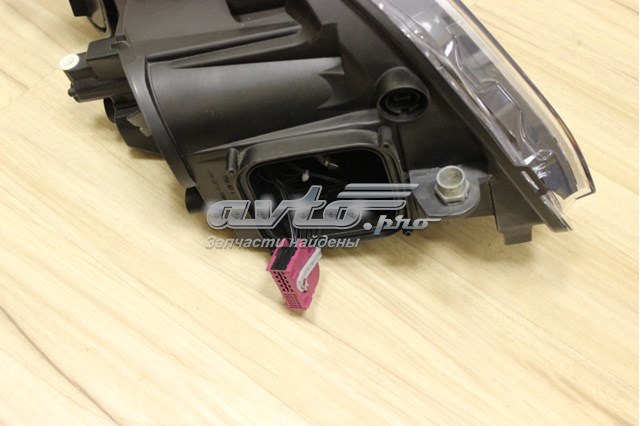 Блок фара ліва Mercedes A2048201539 ціна, від 152.95 USD