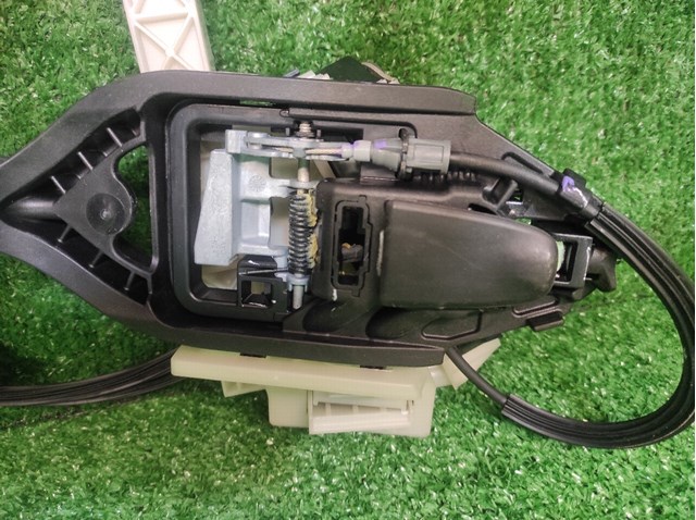  Ford LJ6BS264A32AE ціна, від 36.14 USD