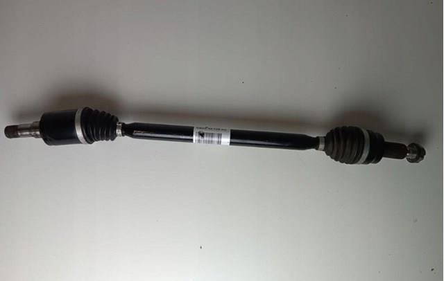 LR133241 Land Rover Піввісь задня, права