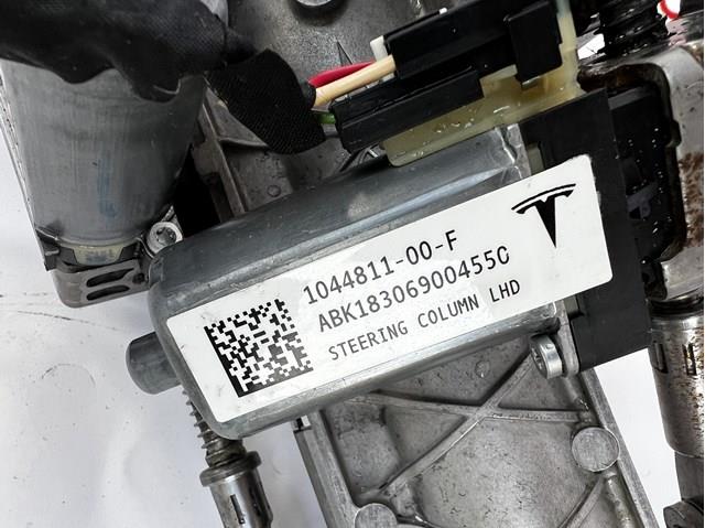 104481100F Tesla Колонка рульового управління