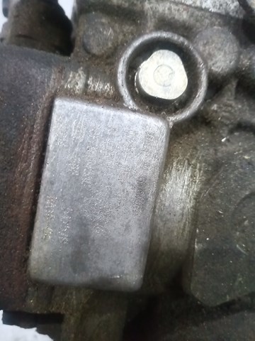 Насос паливний високого тиску Bosch 0460484144 ціна, від 168.71 USD