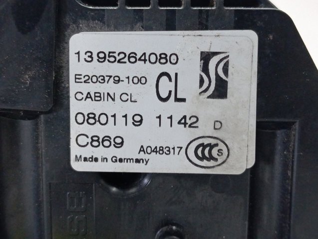 1677681380 Peugeot/Citroen Замок двері правої передньої