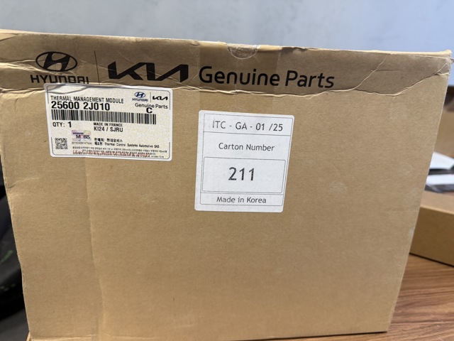  Hyundai/Kia 256002J010 ціна, від 280.82 USD