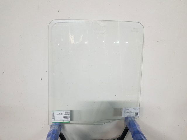 GS4500D301 XYG Скло водійських дверей