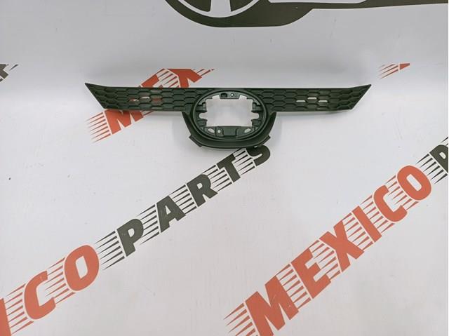 Решітка радіатора 5311102850 Toyota