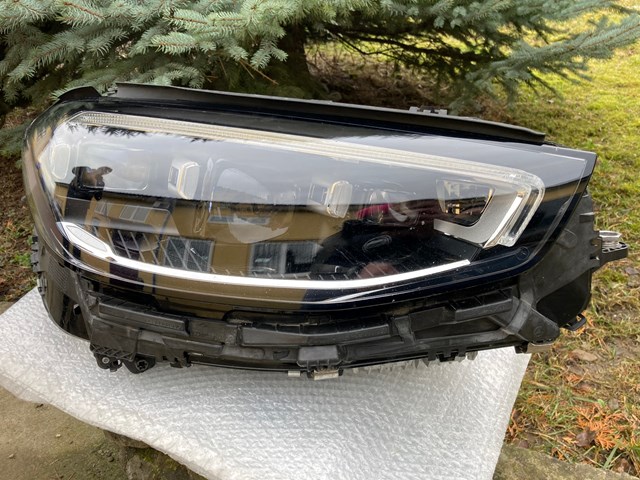  Mercedes A2239068803 ціна, від 1404.52 USD